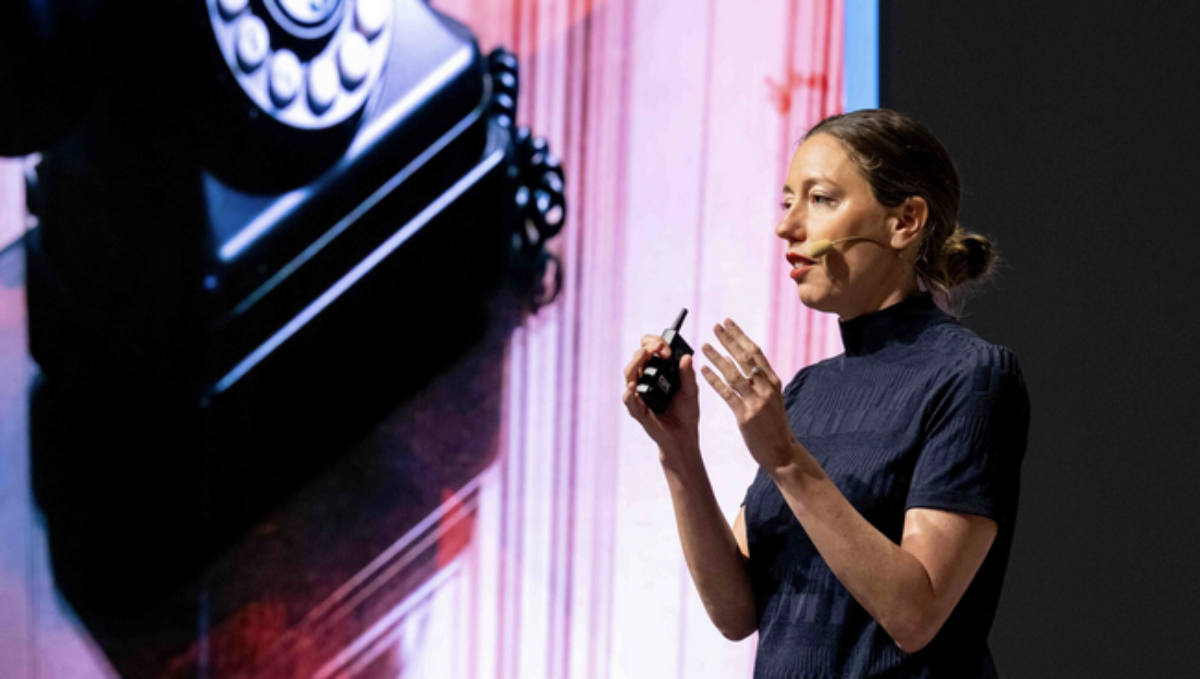 Marjan van Aubel speaking at an event