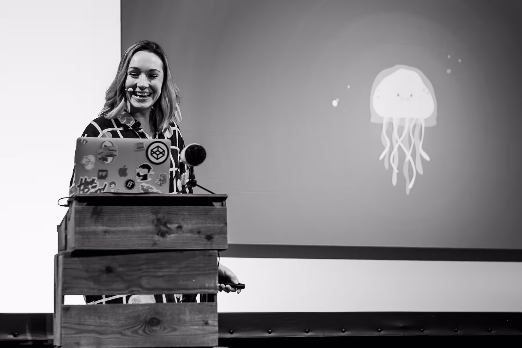 Photo of Cassie Evans taken at beyond tellerrand in Berlin 2019 by Florian Ziegler