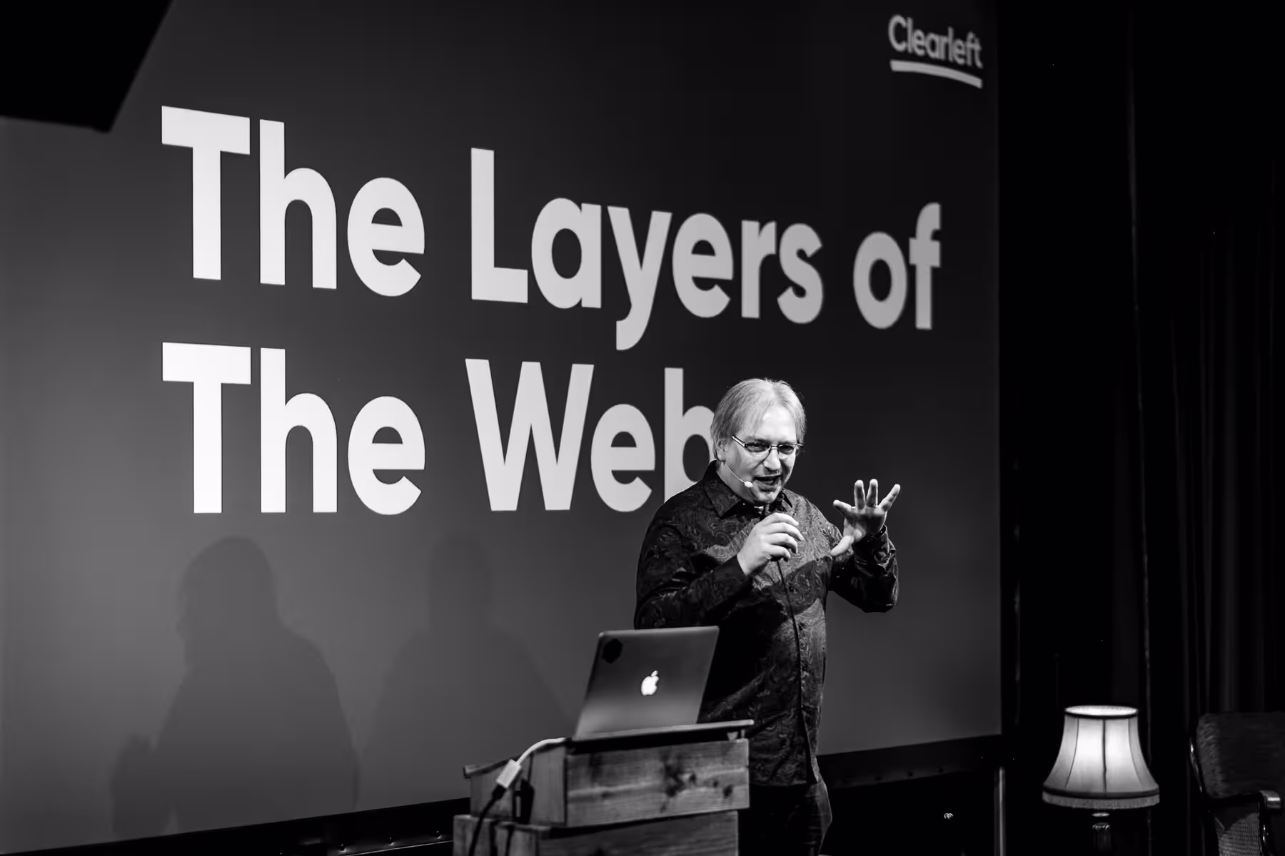 Photo of Jeremy Keith taken at beyond tellerrand in Berlin 2019 by Florian Ziegler