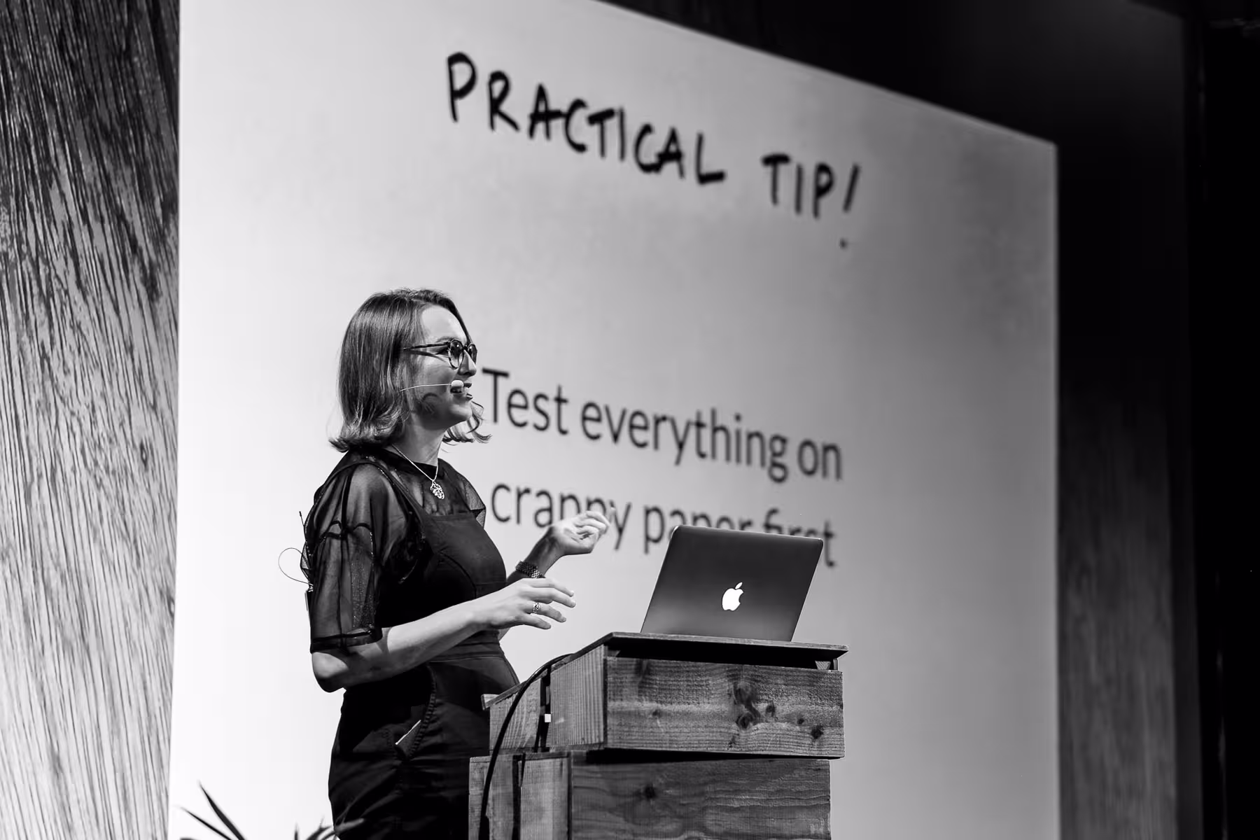 Photo of Charlotte Dann taken at beyond tellerrand in Berlin 2019 by Florian Ziegler