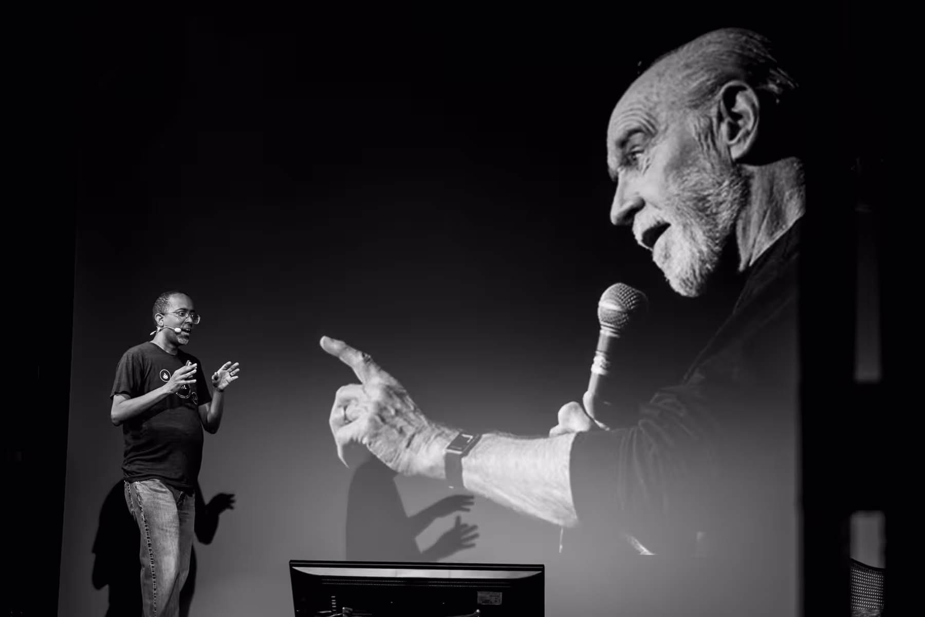 Photo of David Thomas taken at beyond tellerrand in Berlin 2022 by Florian Ziegler