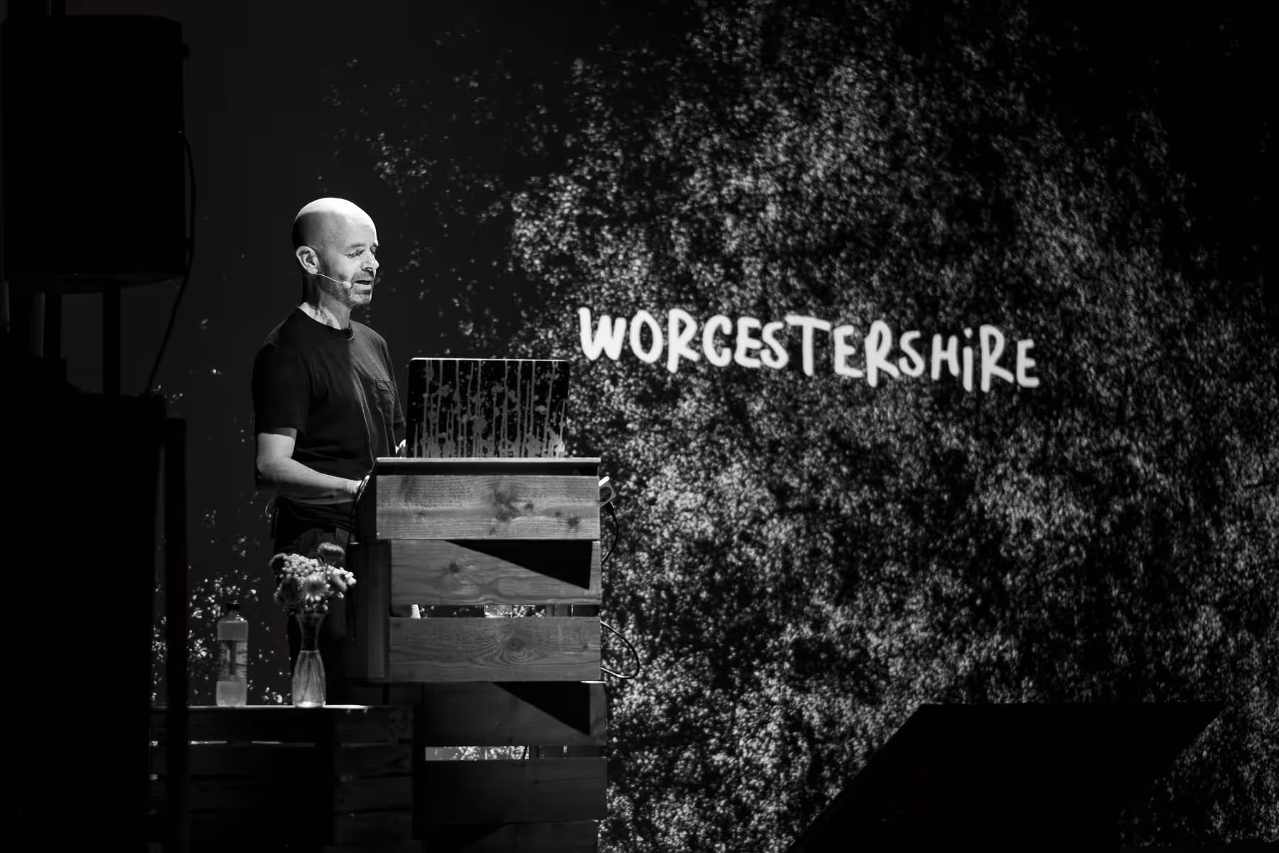 Photo of Rob Draper taken at beyond tellerrand in Berlin 2023 by Florian Ziegler