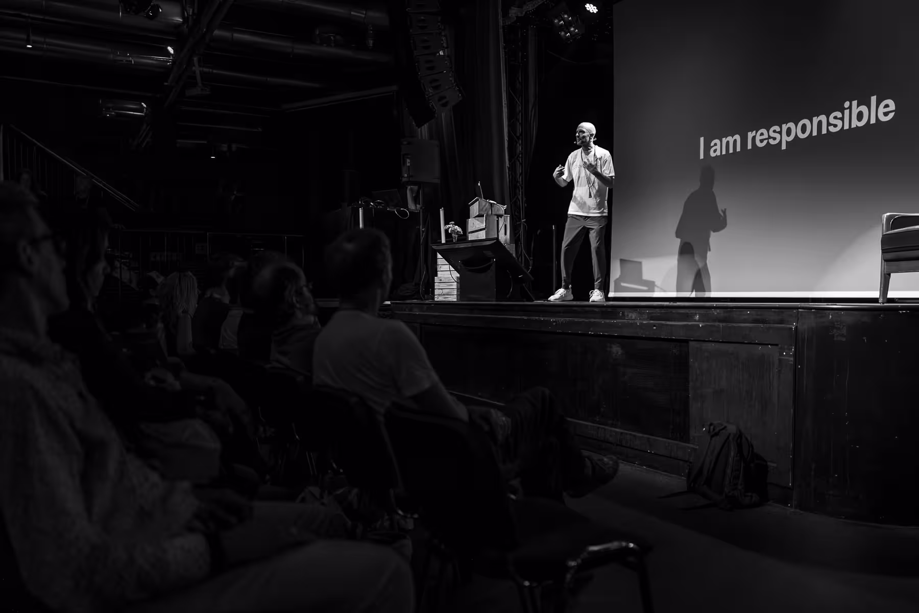 Photo of Josh Brewer taken at beyond tellerrand in Berlin 2023 by Florian Ziegler