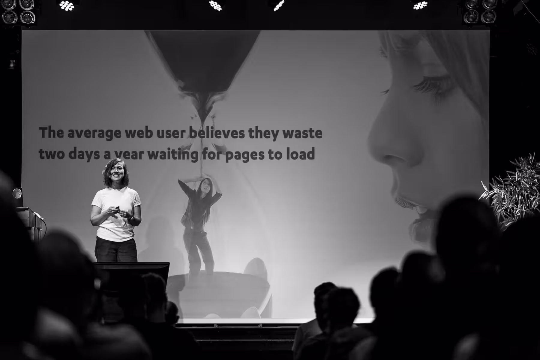 Photo of Tammy Everts taken at beyond tellerrand in Berlin 2023 by Florian Ziegler