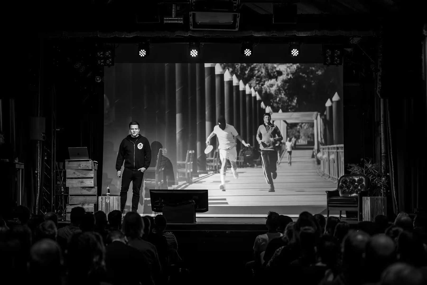 Photo of Manuel Matuzovic taken at beyond tellerrand in Berlin 2024 by Florian Ziegler