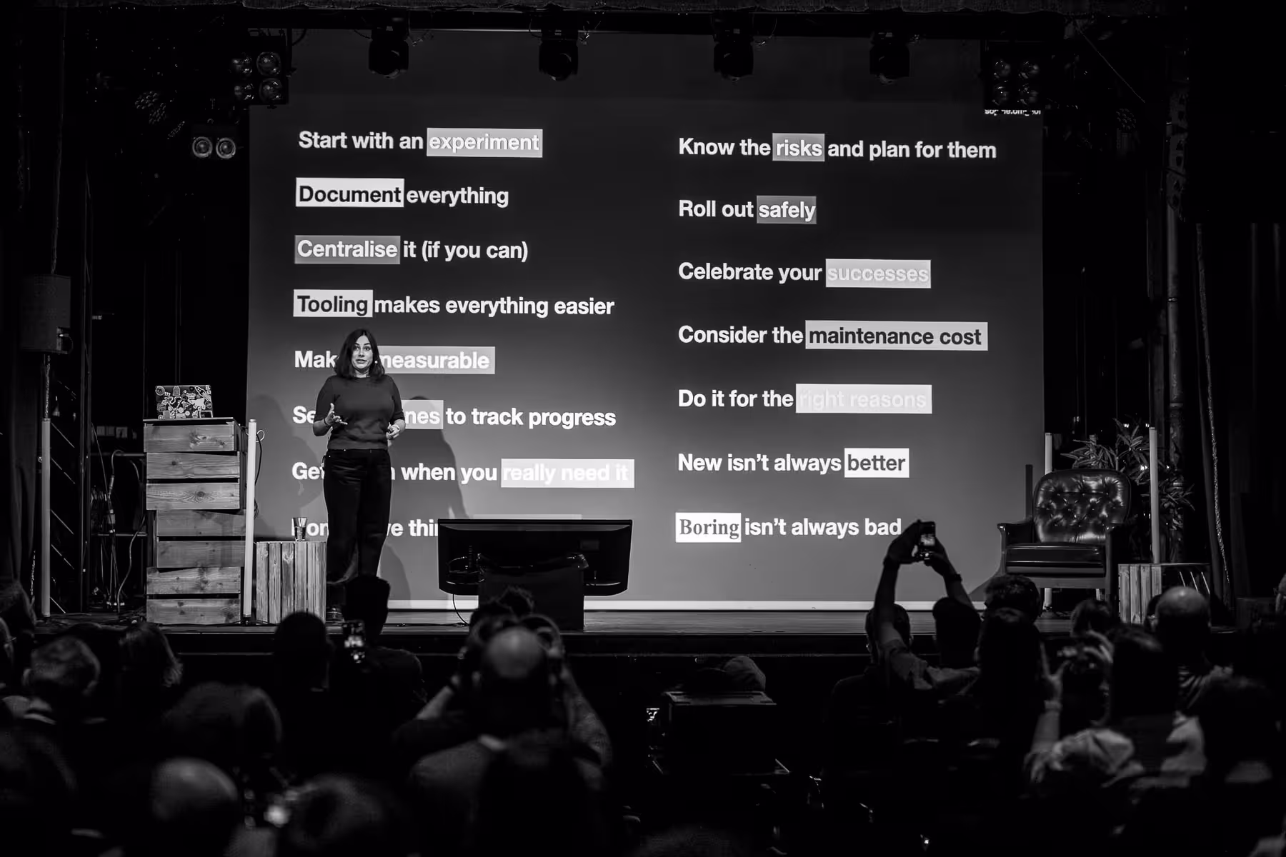 Photo of Sophie Koonin taken at beyond tellerrand in Berlin 2024 by Florian Ziegler