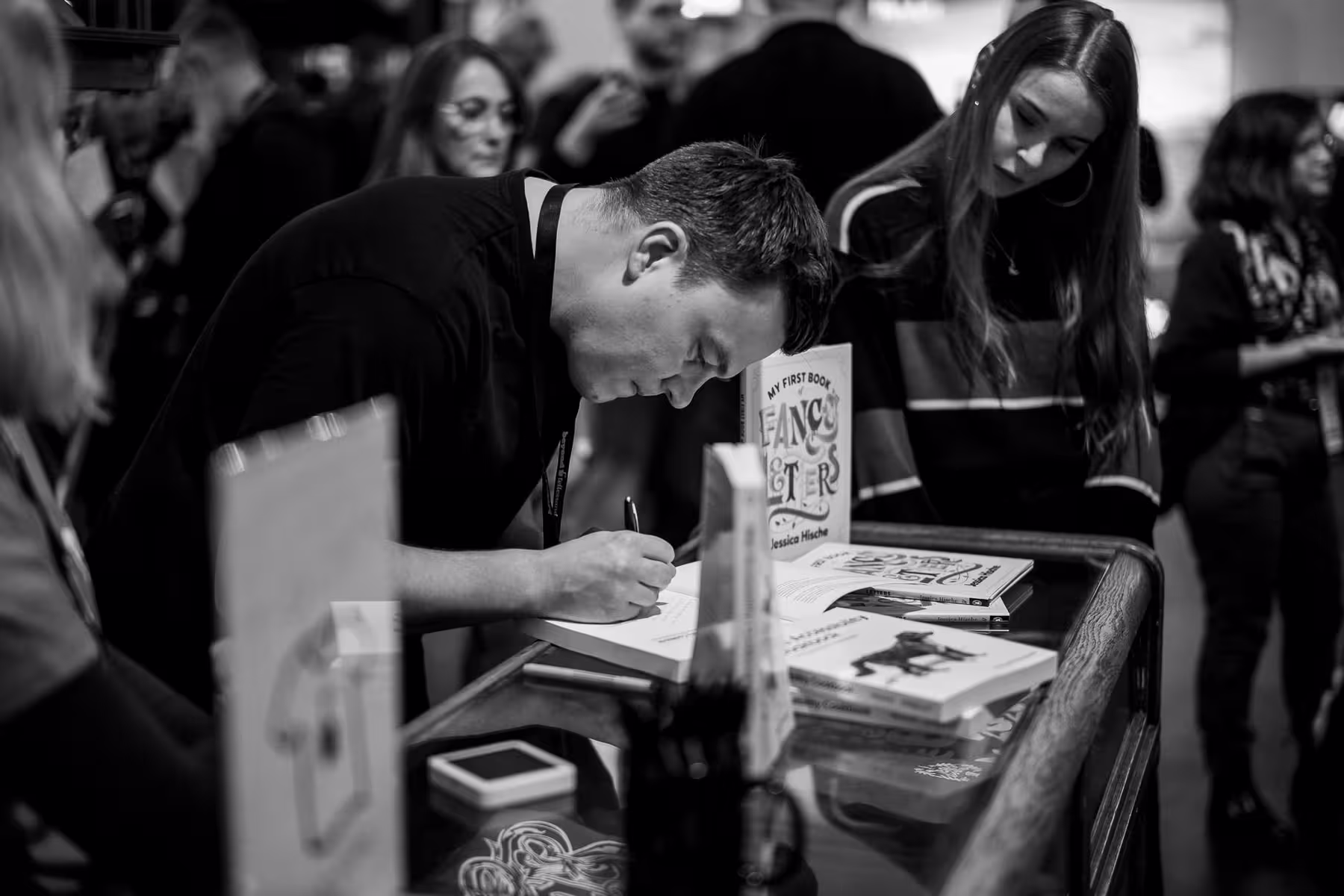 Photo of Manuel Matuzovic taken at beyond tellerrand in Berlin 2024 by Florian Ziegler