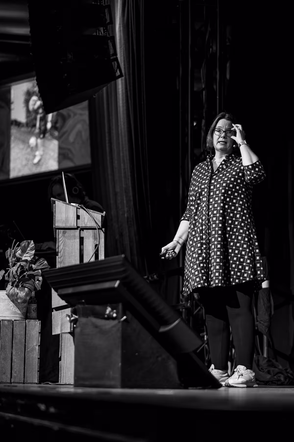 Photo of Sacha Judd taken at beyond tellerrand in Berlin 2025 by Florian Ziegler