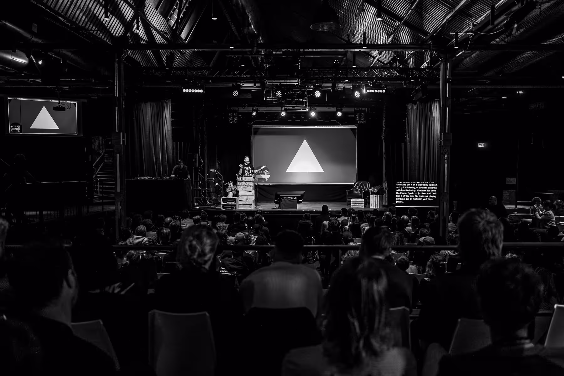 Photo of Adam Argyle taken at beyond tellerrand in Berlin 2025 by Florian Ziegler