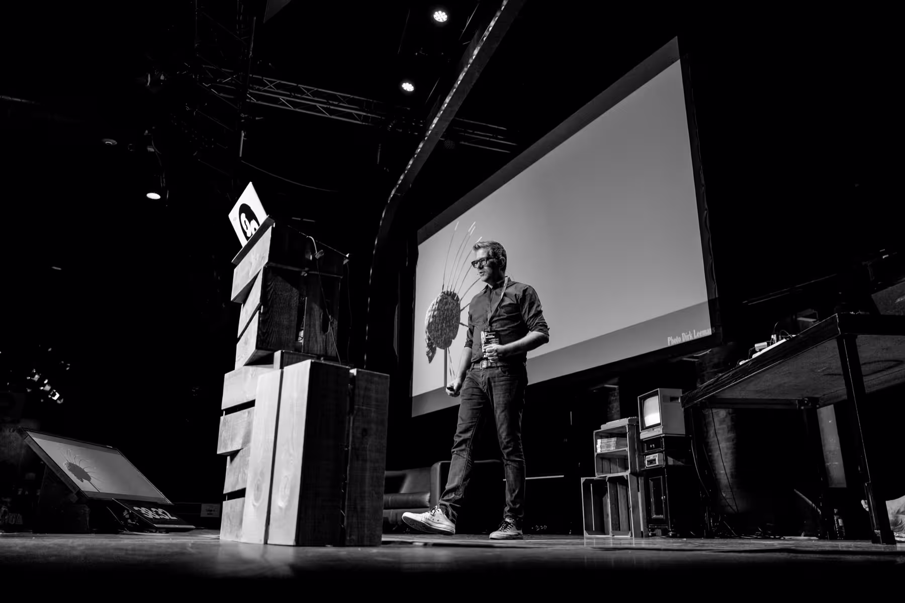 Photo of Jan De Coster taken at beyond tellerrand in Düsseldorf 2018 by Florian Ziegler