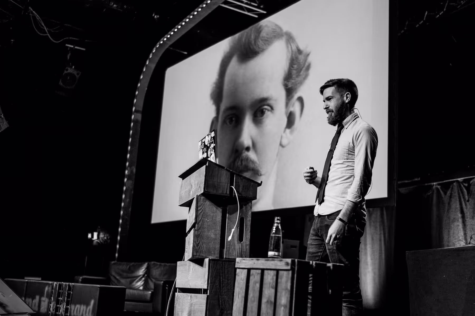 Photo of Zach Leatherman taken at beyond tellerrand in Düsseldorf 2019 by Florian Ziegler