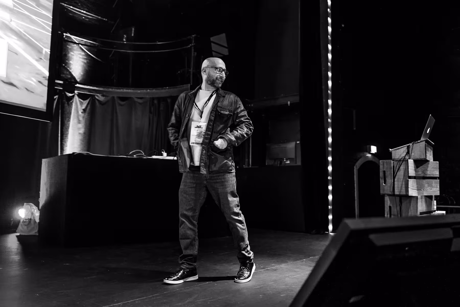 Photo of Jeff Greenspan taken at beyond tellerrand in Düsseldorf 2021 by Florian Ziegler