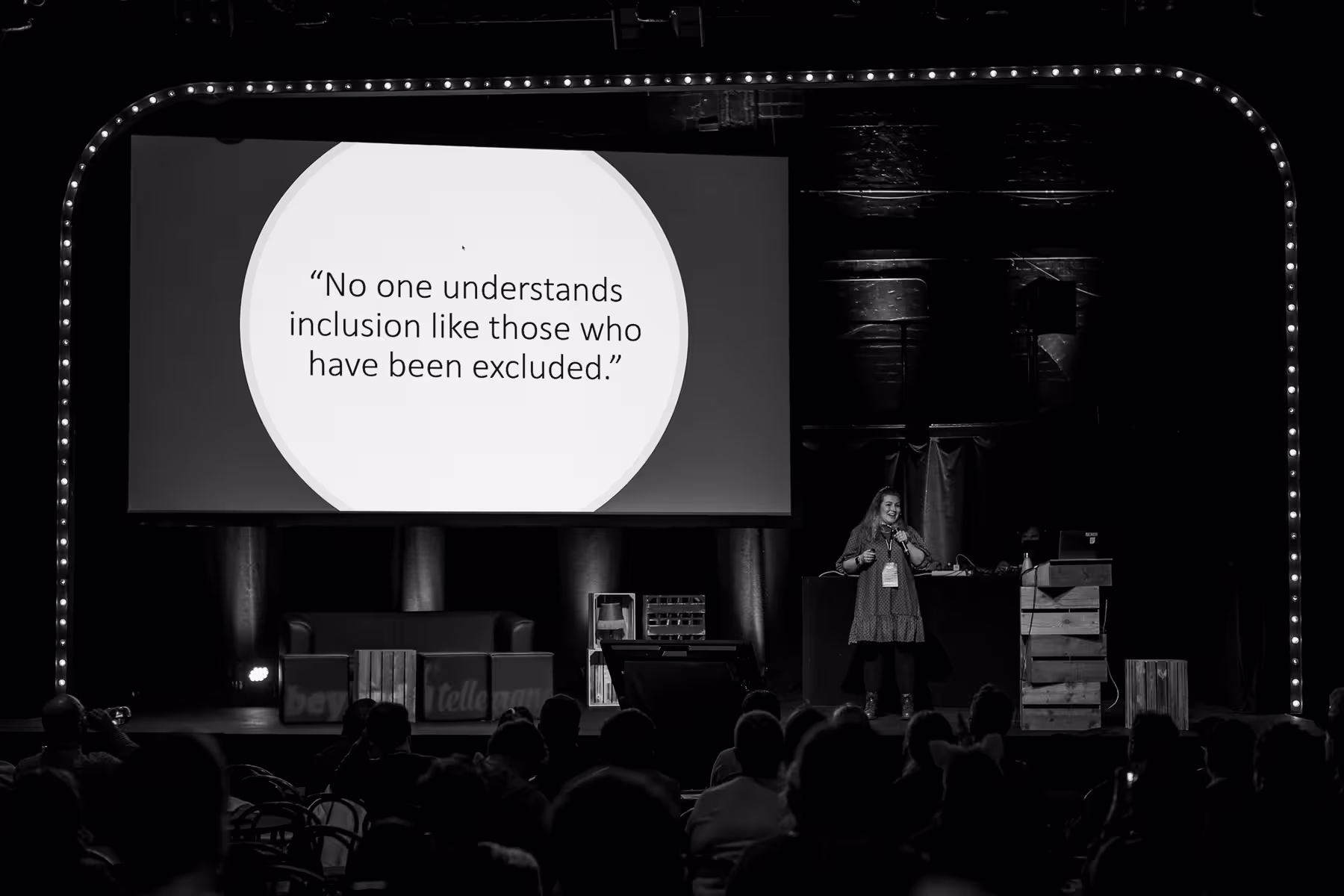 Photo of Molly Watt taken at beyond tellerrand in Düsseldorf 2021 by Florian Ziegler