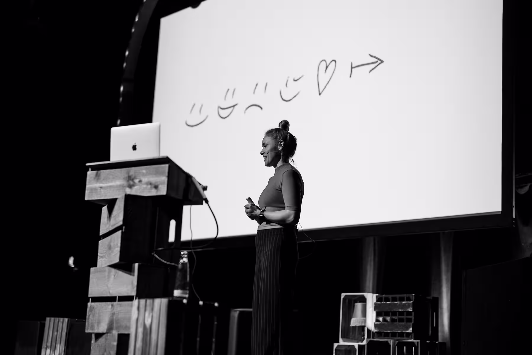Photo of Ulrike Rausch taken at beyond tellerrand in Düsseldorf 2021 by Florian Ziegler