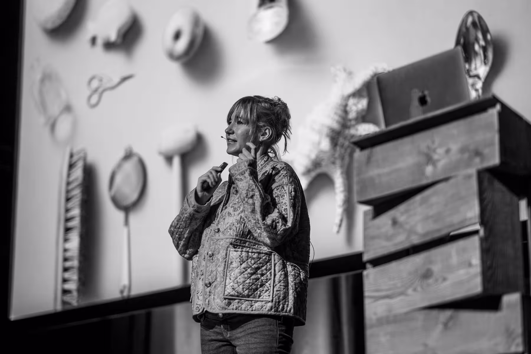 Photo of Linda Liukas taken at beyond tellerrand in Düsseldorf 2022 by Florian Ziegler