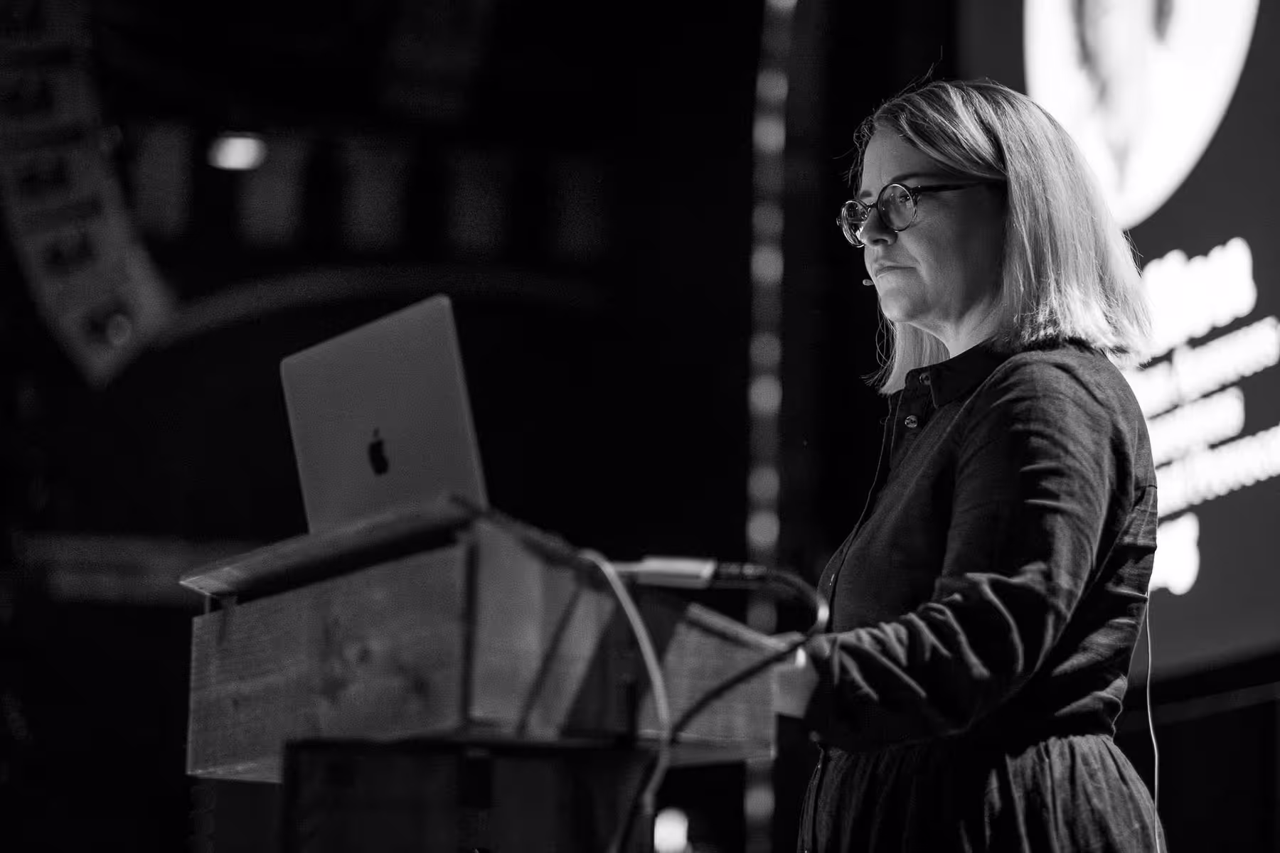 Photo of Geri Coady taken at beyond tellerrand in Düsseldorf 2022 by Florian Ziegler