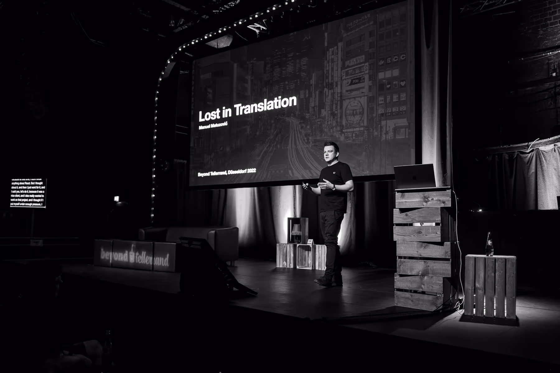 Photo of Manuel Matuzovic taken at beyond tellerrand in Düsseldorf 2022 by Florian Ziegler