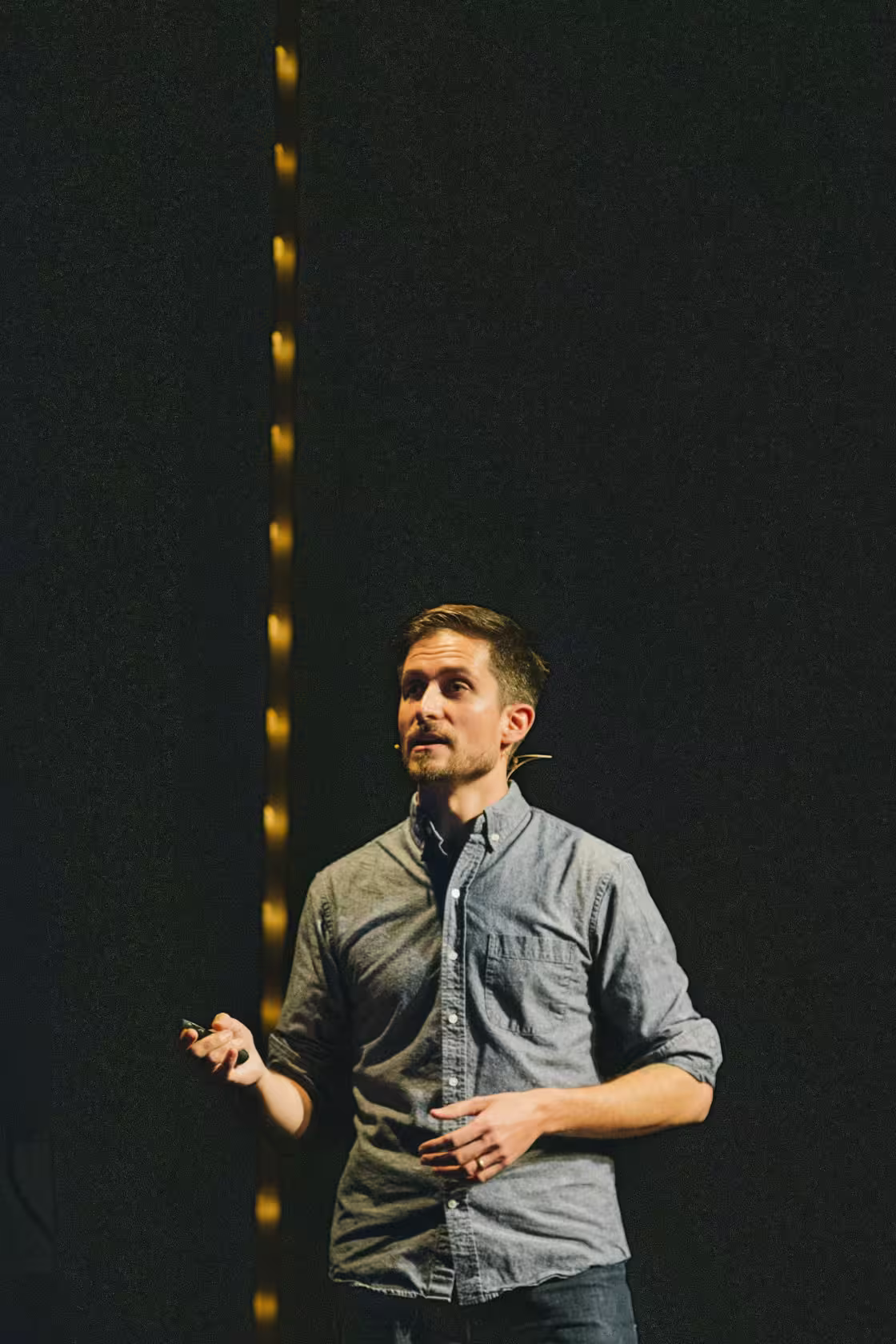 Photo of Scott Kellum taken at beyond tellerrand in Düsseldorf 2023 by Celine Al-Mosawi