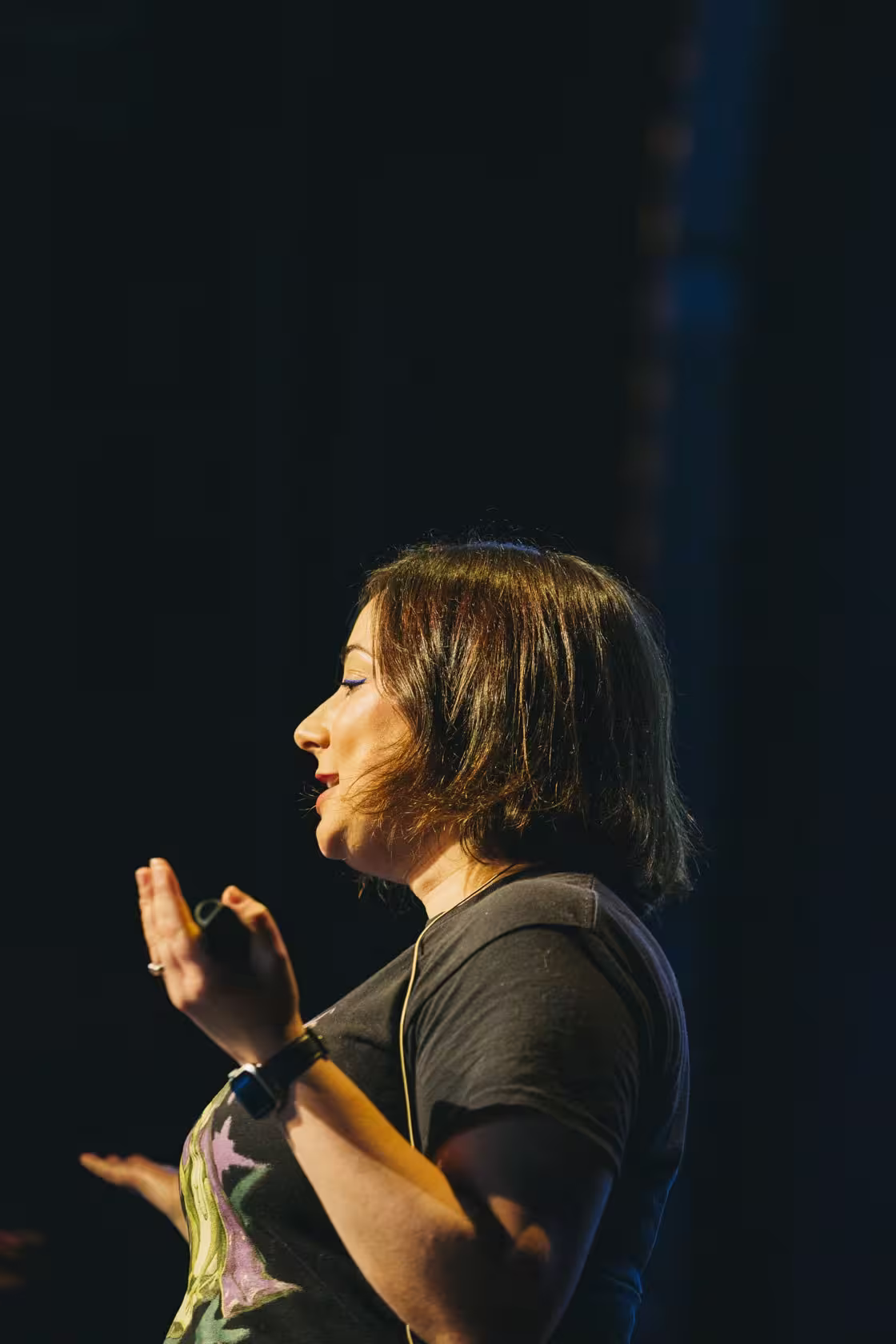 Photo of Sophie Koonin taken at beyond tellerrand in Düsseldorf 2023 by Celine Al-Mosawi