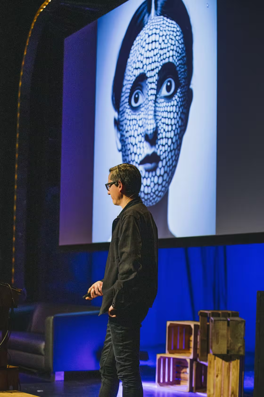 Photo of Mario Klingemann taken at beyond tellerrand in Düsseldorf 2023 by Celine Al-Mosawi
