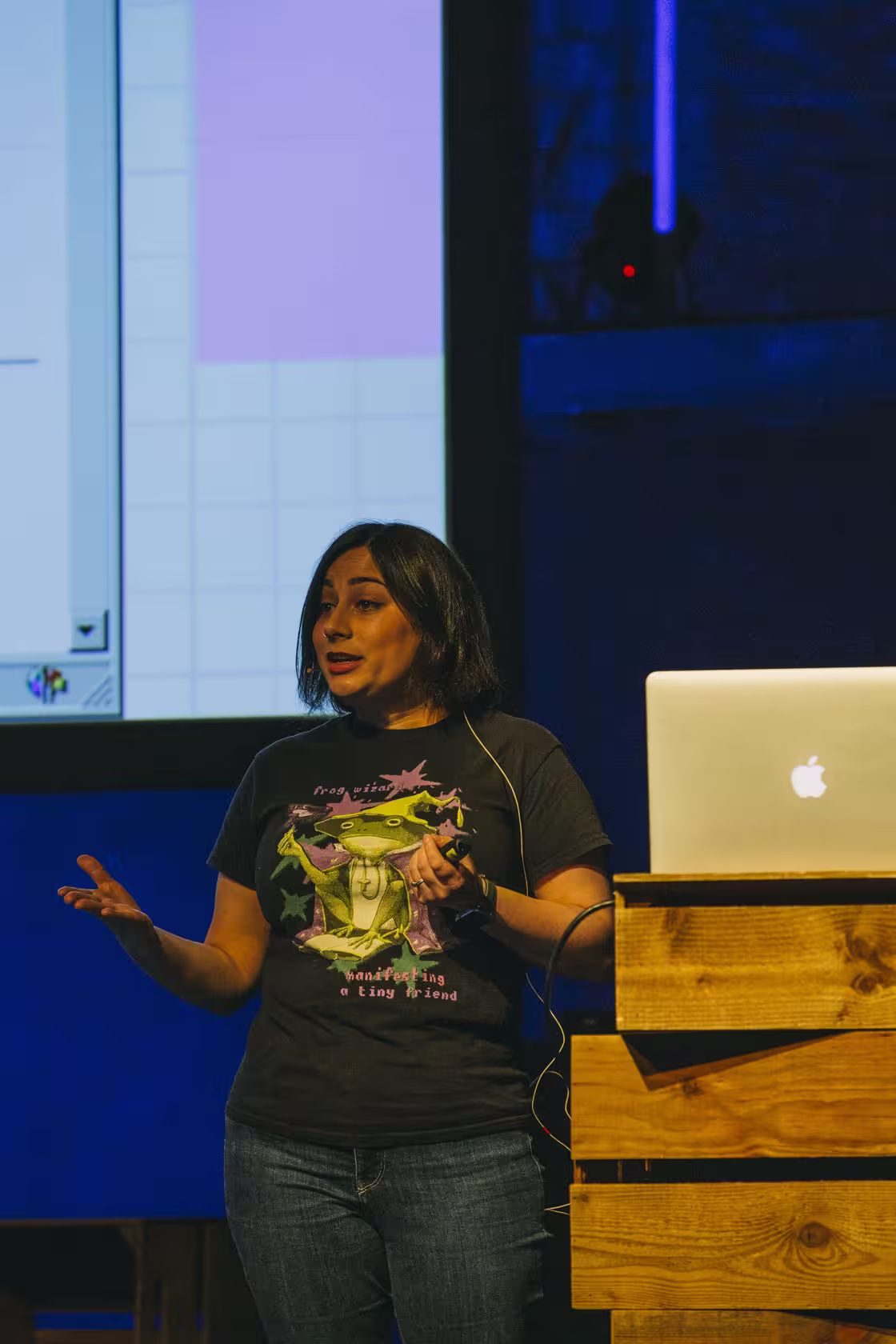 Photo of Sophie Koonin taken at beyond tellerrand in Düsseldorf 2023 by Celine Al-Mosawi