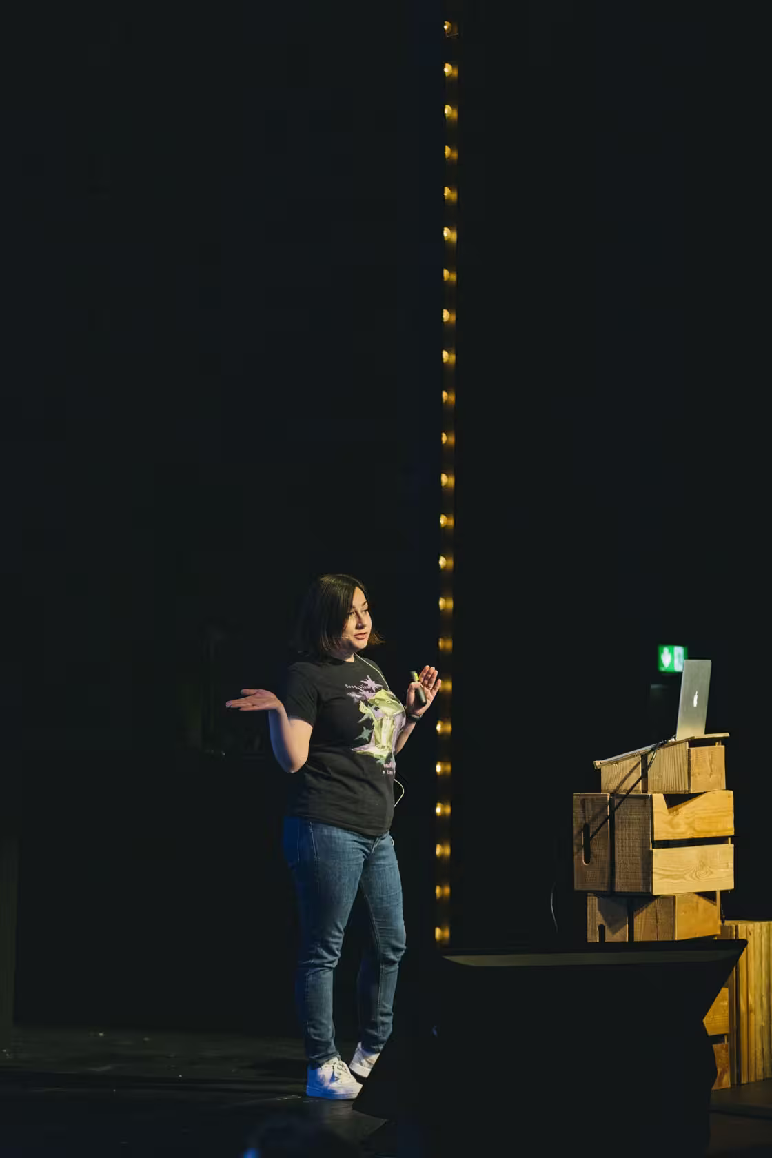 Photo of Sophie Koonin taken at beyond tellerrand in Düsseldorf 2023 by Celine Al-Mosawi