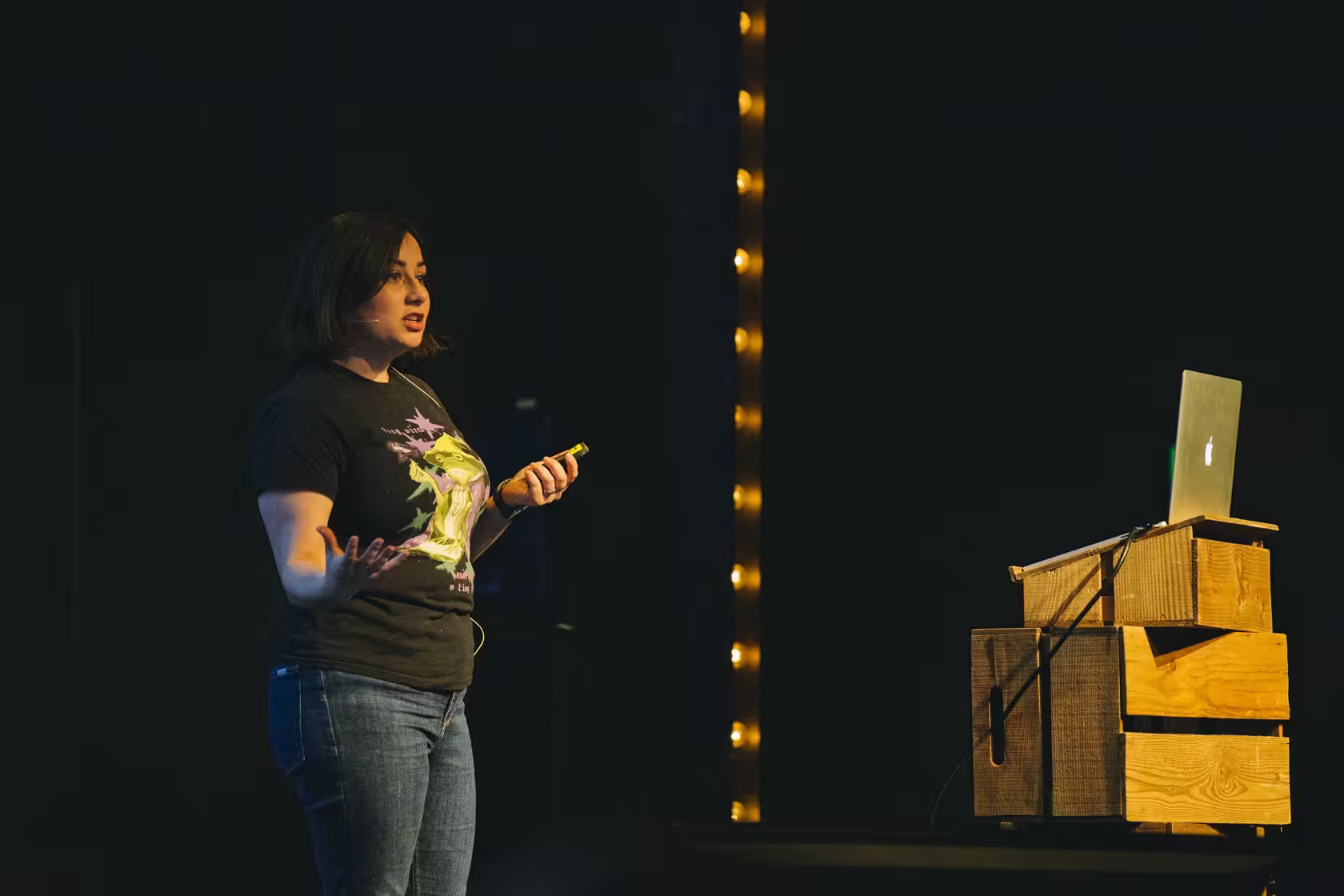 Photo of Sophie Koonin taken at beyond tellerrand in Düsseldorf 2023 by Celine Al-Mosawi