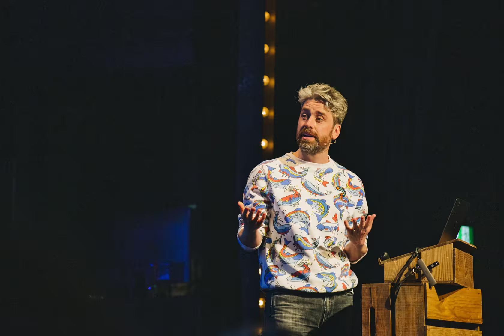 Photo of Thomas Thwaites taken at beyond tellerrand in Düsseldorf 2023 by Celine Al-Mosawi