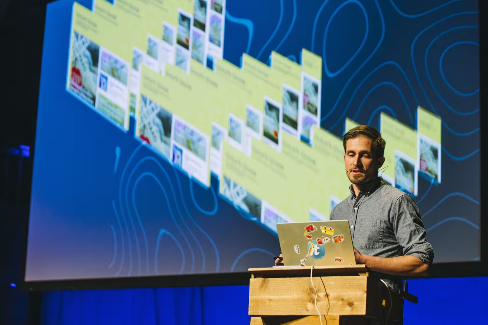 Photo of Scott Kellum taken at beyond tellerrand in Düsseldorf 2023 by Celine Al-Mosawi