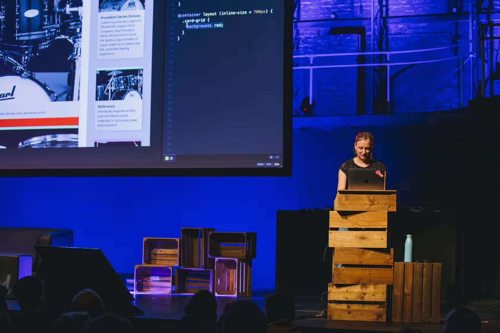 Photo of Michelle Barker taken at beyond tellerrand in Düsseldorf 2023 by Celine Al-Mosawi