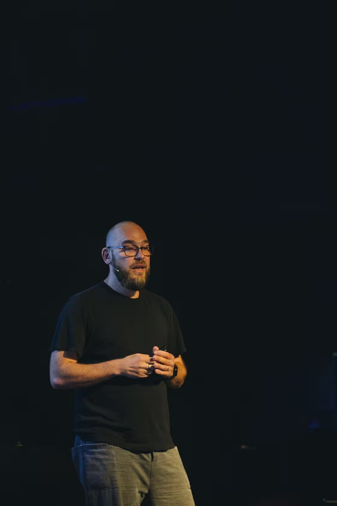 Photo of Tobias Kunisch taken at beyond tellerrand in Düsseldorf 2023 by Celine Al-Mosawi