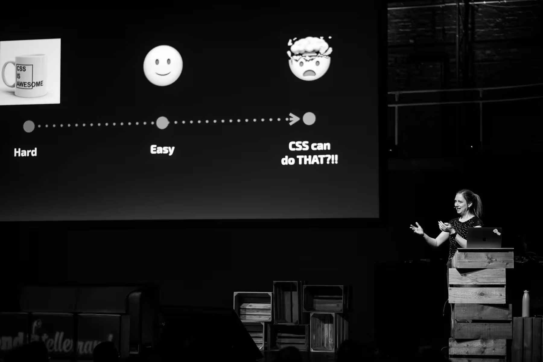 Photo of Michelle Barker taken at beyond tellerrand in Düsseldorf 2023 by Florian Ziegler