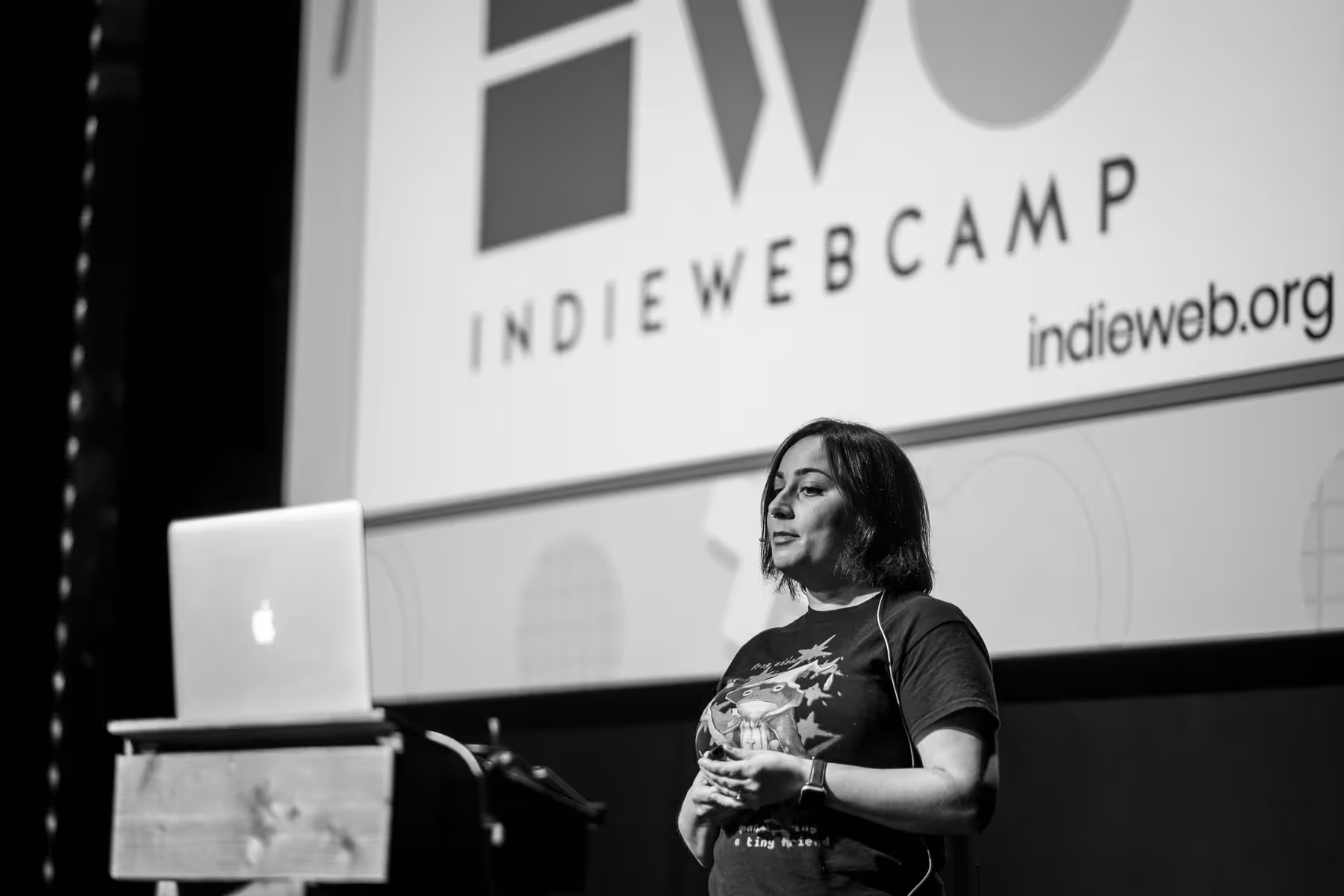 Photo of Sophie Koonin taken at beyond tellerrand in Düsseldorf 2023 by Florian Ziegler