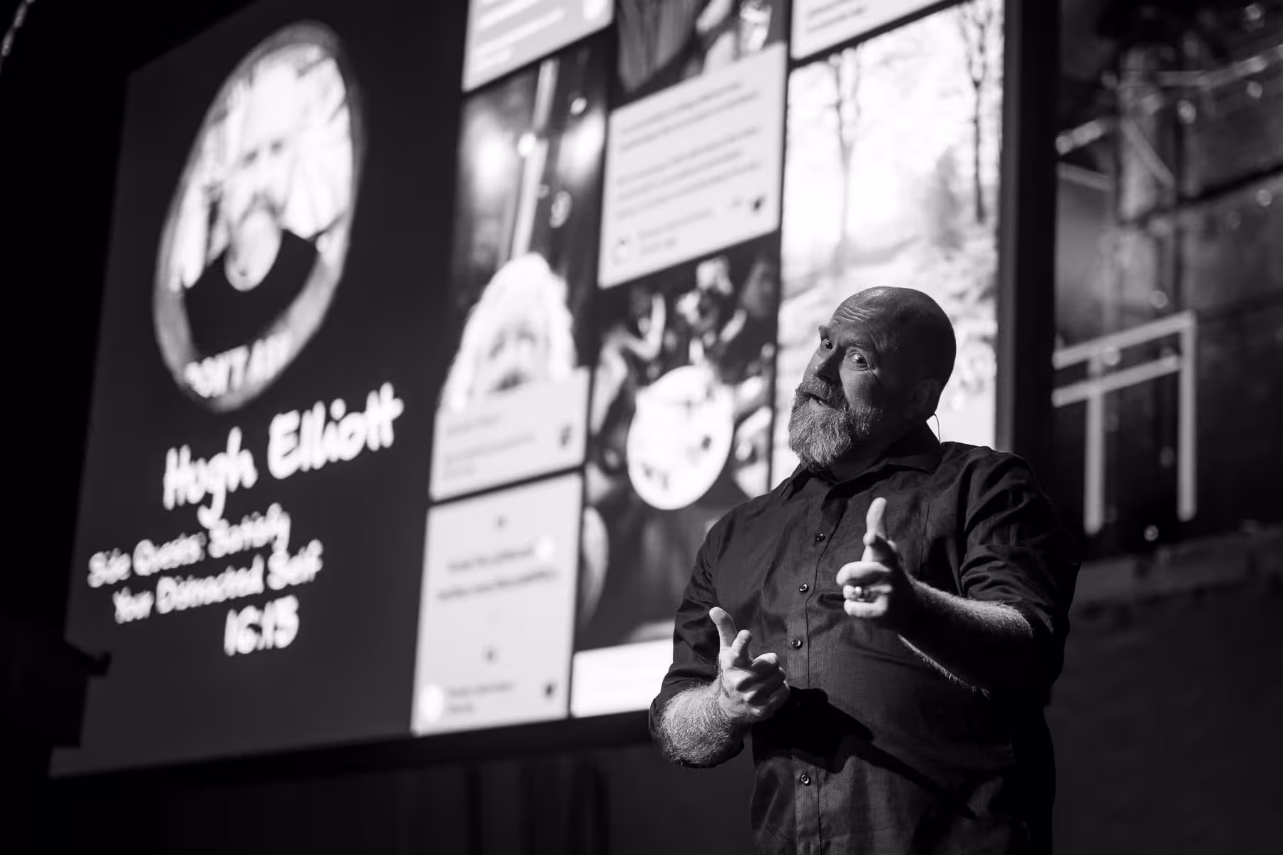 Photo of Hugh Elliott taken at beyond tellerrand in Düsseldorf 2023 by Florian Ziegler