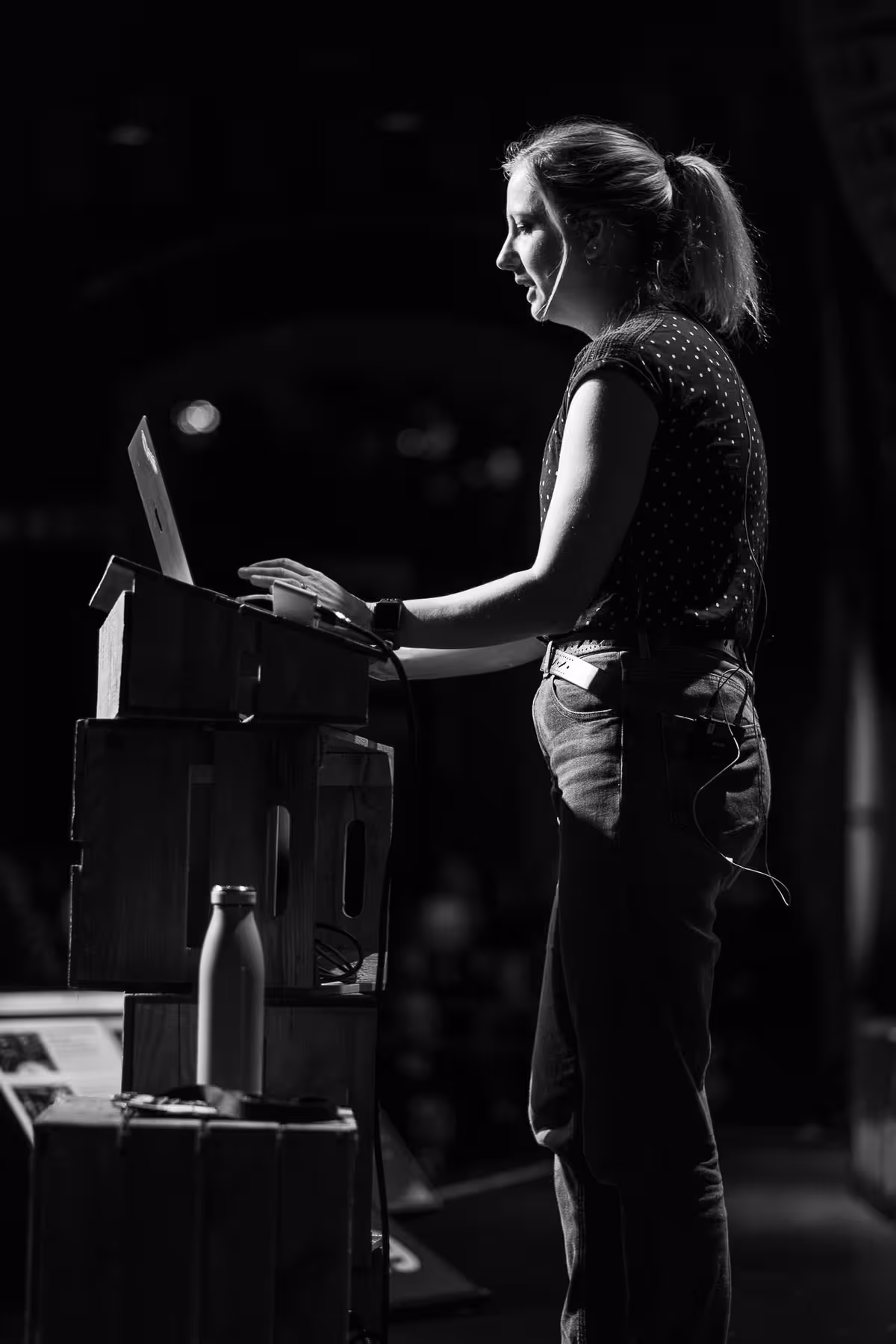 Photo of Michelle Barker taken at beyond tellerrand in Düsseldorf 2023 by Florian Ziegler