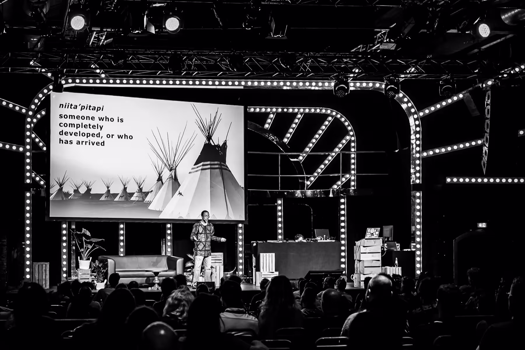 Photo of David Thomas taken at beyond tellerrand in Düsseldorf 2024 by Bart van Kersavond