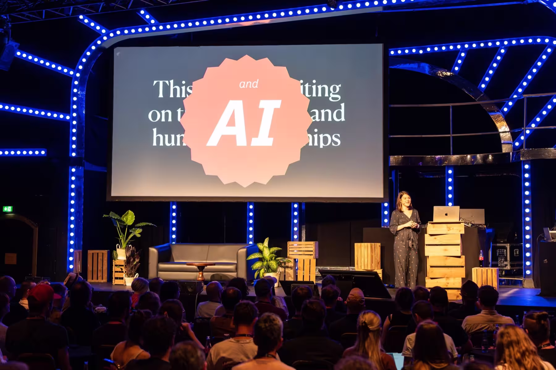 Photo of Maggie Appleton taken at beyond tellerrand in Düsseldorf 2024 by Udo Fritsch