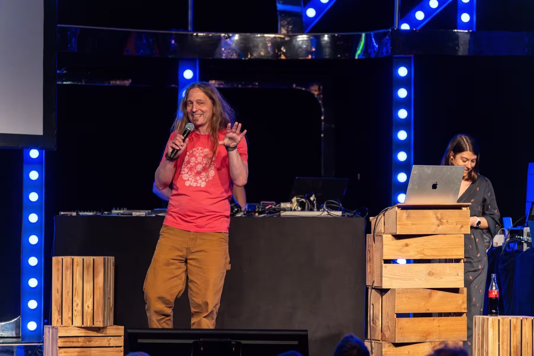 Photo of Maggie Appleton taken at beyond tellerrand in Düsseldorf 2024 by Udo Fritsch