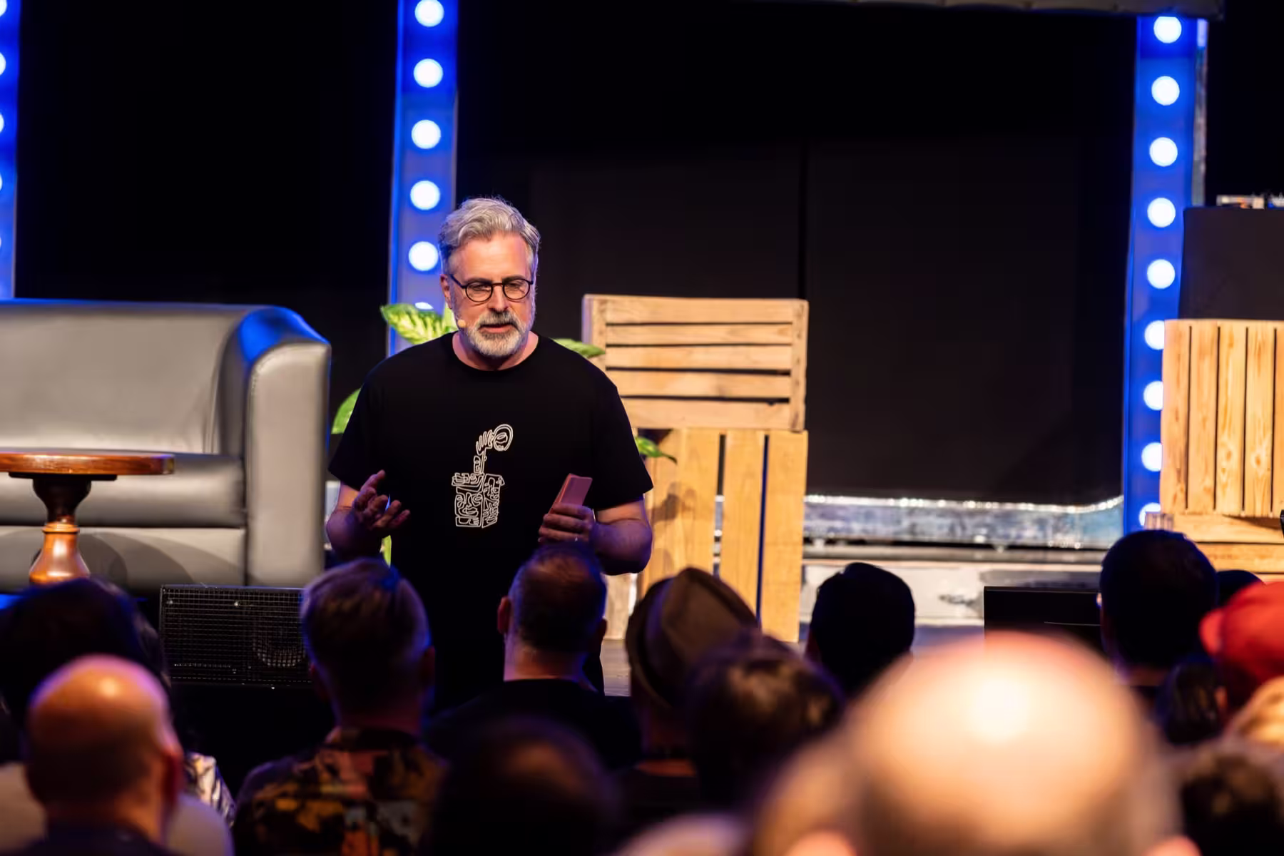 Photo of David de Léon taken at beyond tellerrand in Düsseldorf 2024 by Udo Fritsch