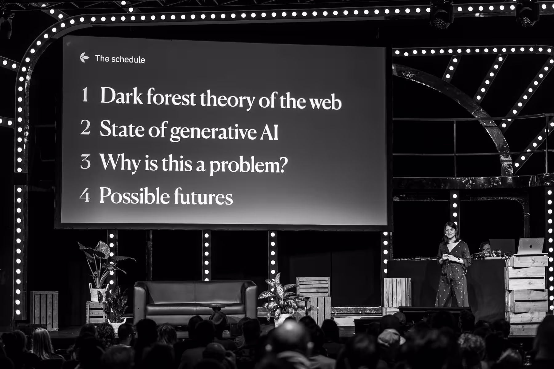 Photo of Maggie Appleton taken at beyond tellerrand in Düsseldorf 2024 by Florian Ziegler