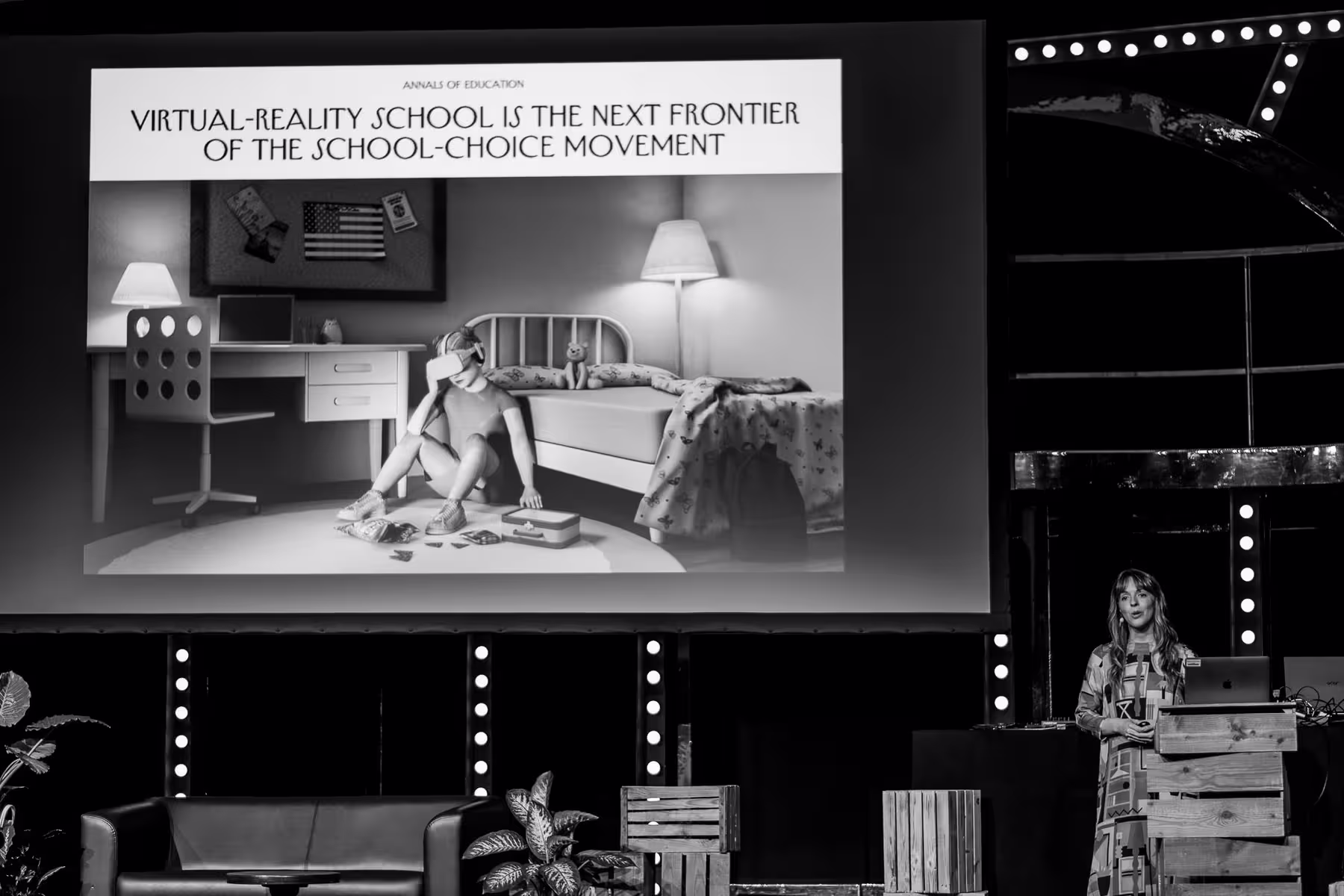 Photo of Sophie Tahran taken at beyond tellerrand in Düsseldorf 2024 by Florian Ziegler