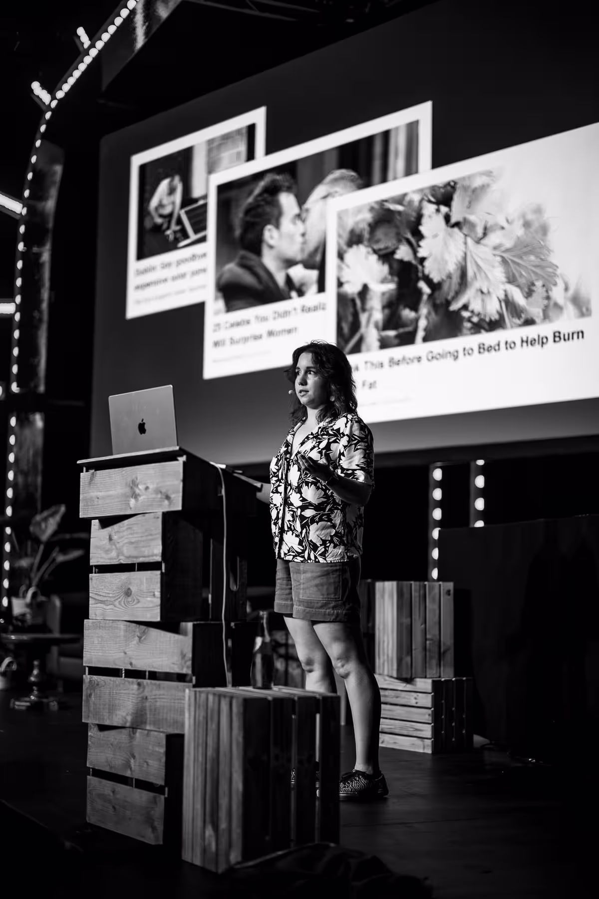 Photo of Laura Kalbag taken at beyond tellerrand in Düsseldorf 2024 by Florian Ziegler