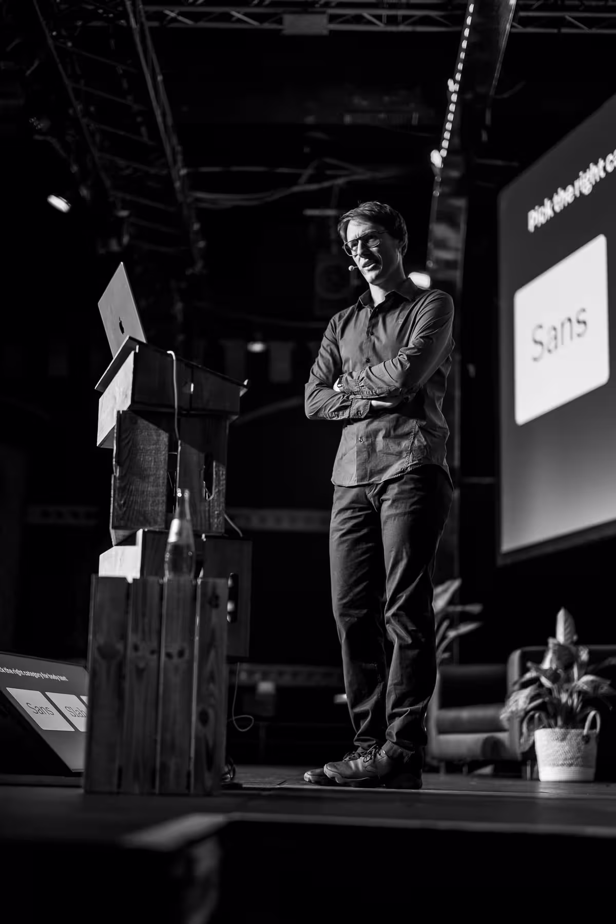 Photo of Oliver Schöndorfer taken at beyond tellerrand in Düsseldorf 2024 by Florian Ziegler