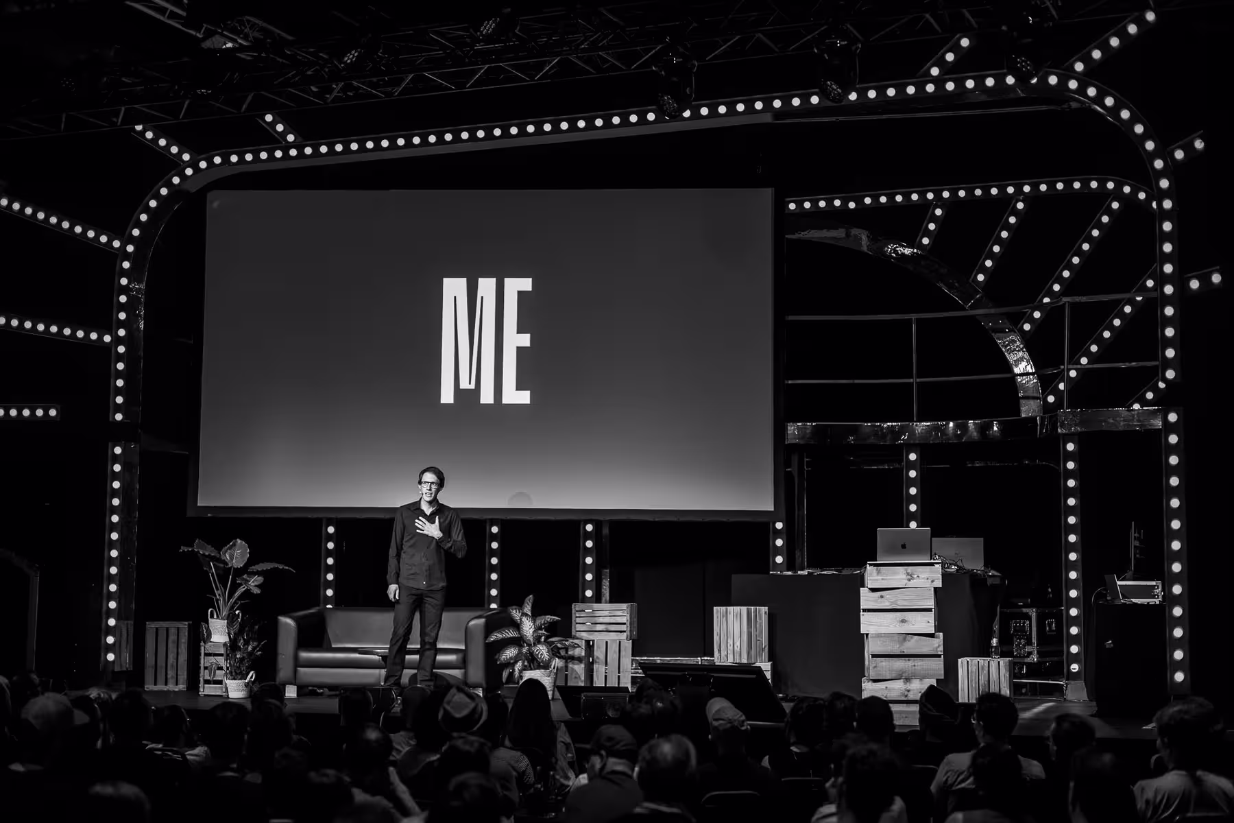 Photo of Oliver Schöndorfer taken at beyond tellerrand in Düsseldorf 2024 by Florian Ziegler