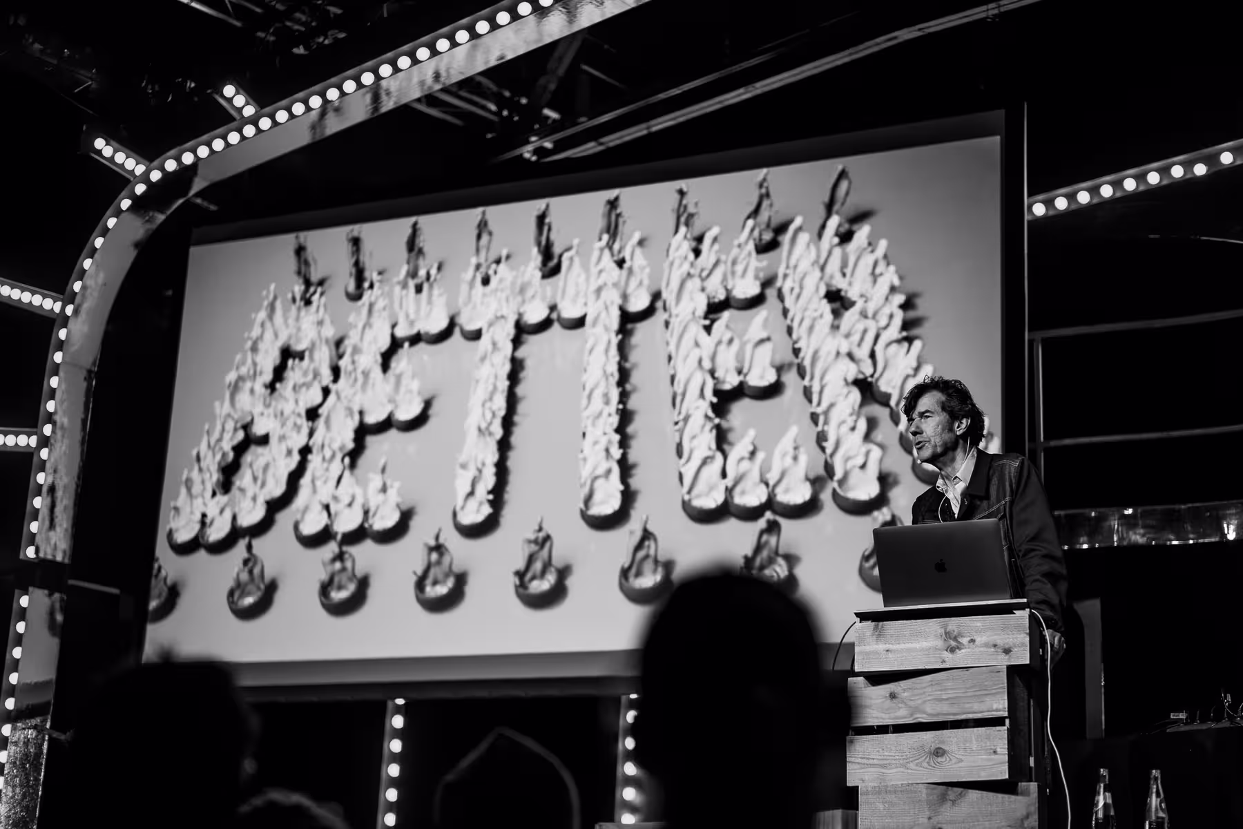 Photo of Stefan Sagmeister taken at beyond tellerrand in Düsseldorf 2024 by Florian Ziegler