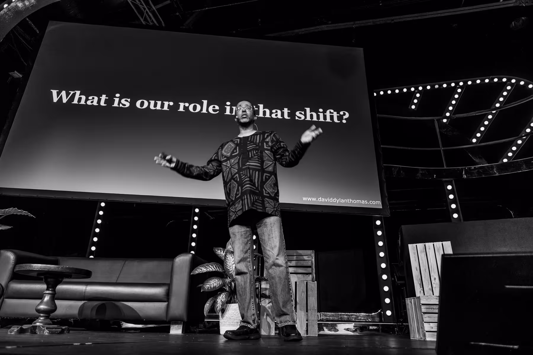 Photo of David Thomas taken at beyond tellerrand in Düsseldorf 2024 by Florian Ziegler