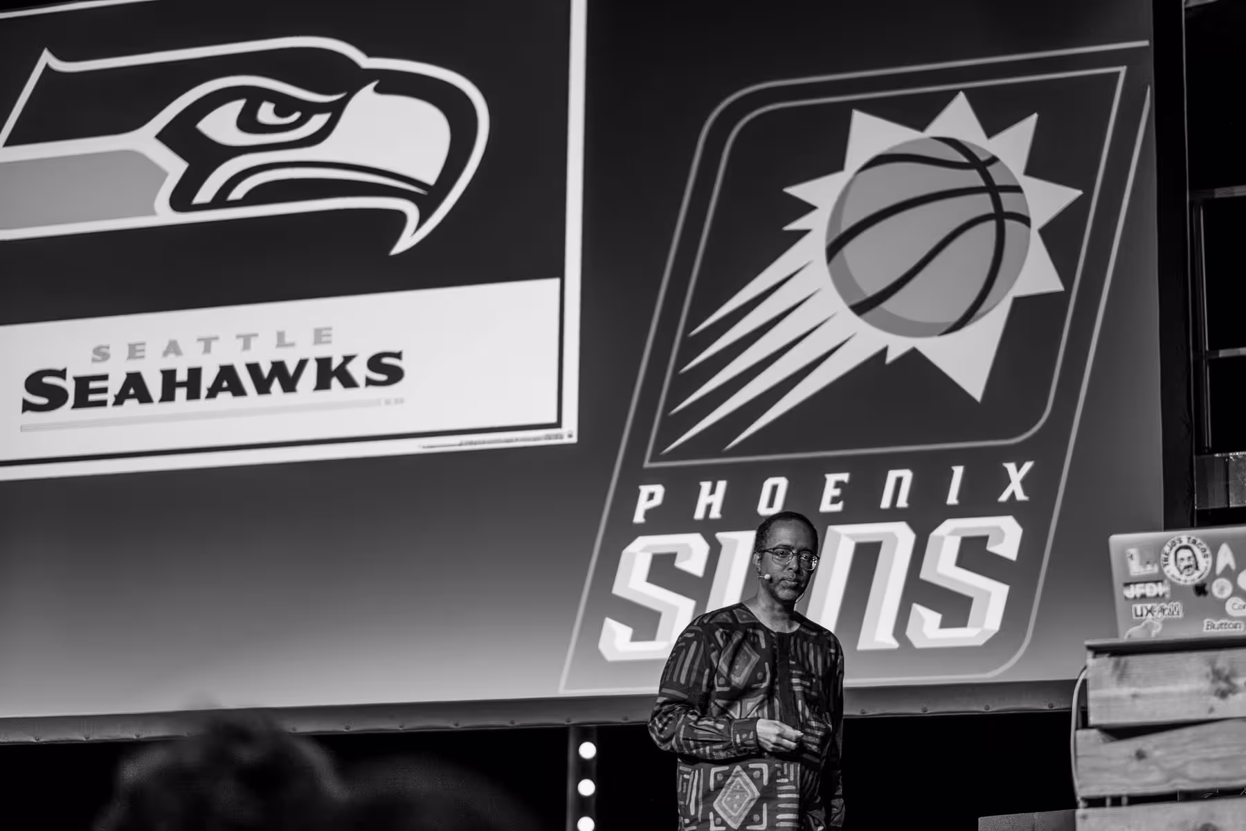 Photo of David Thomas taken at beyond tellerrand in Düsseldorf 2024 by Florian Ziegler