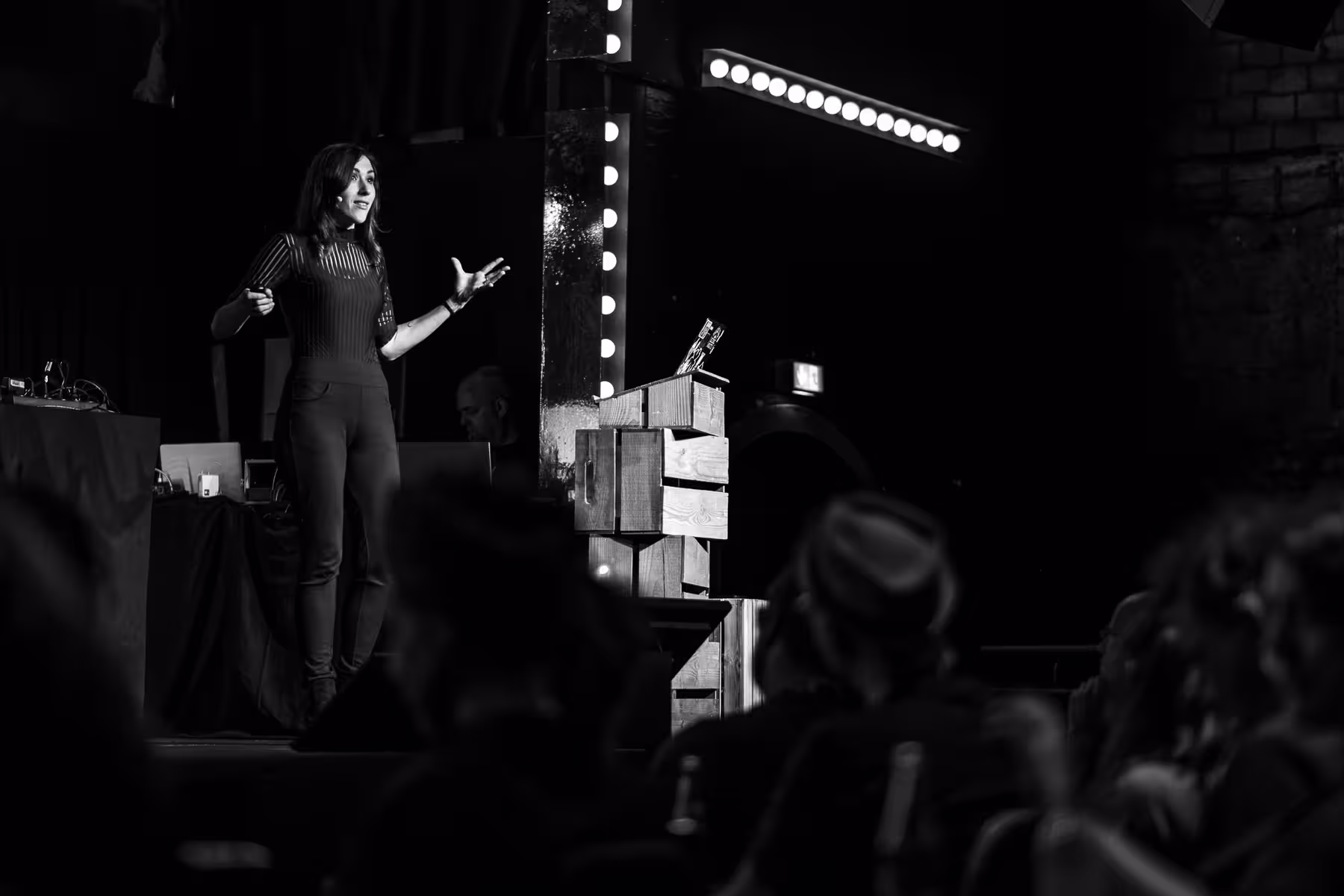 Photo of Natalya Shelburne taken at beyond tellerrand in Düsseldorf 2024 by Florian Ziegler