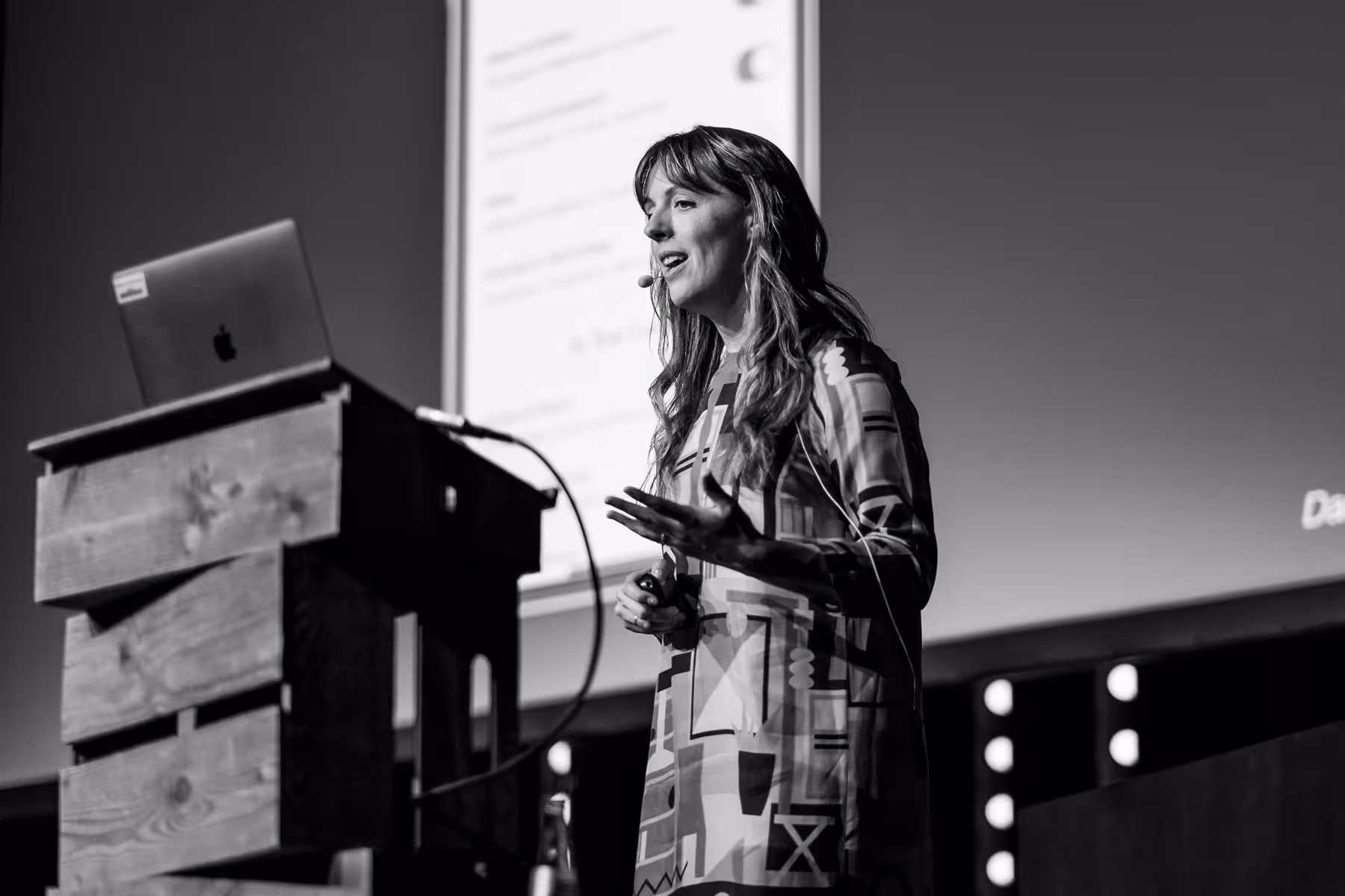 Photo of Sophie Tahran taken at beyond tellerrand in Düsseldorf 2024 by Florian Ziegler