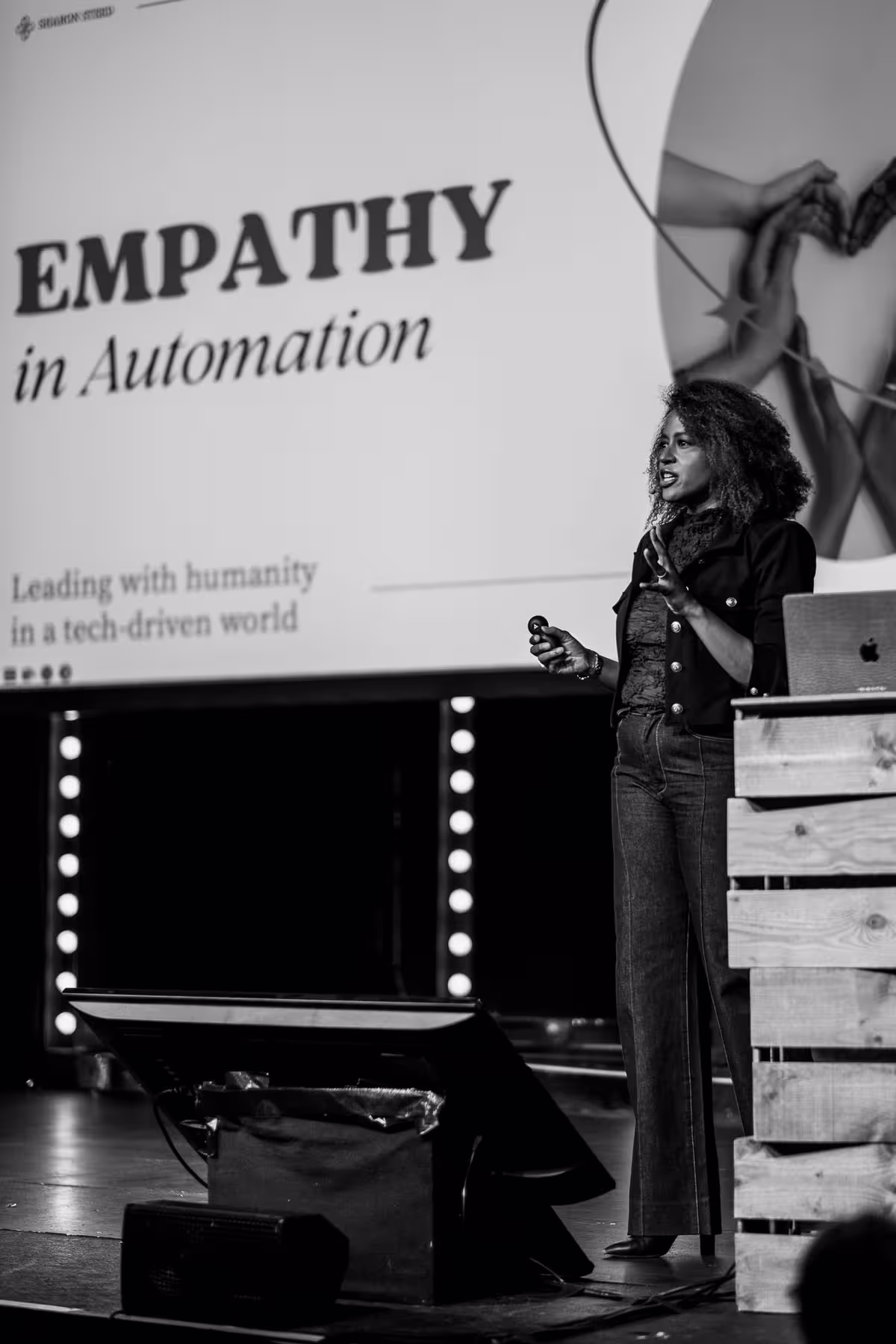 Photo of Sharon Steed taken at beyond tellerrand in Düsseldorf 2025 by Florian Ziegler